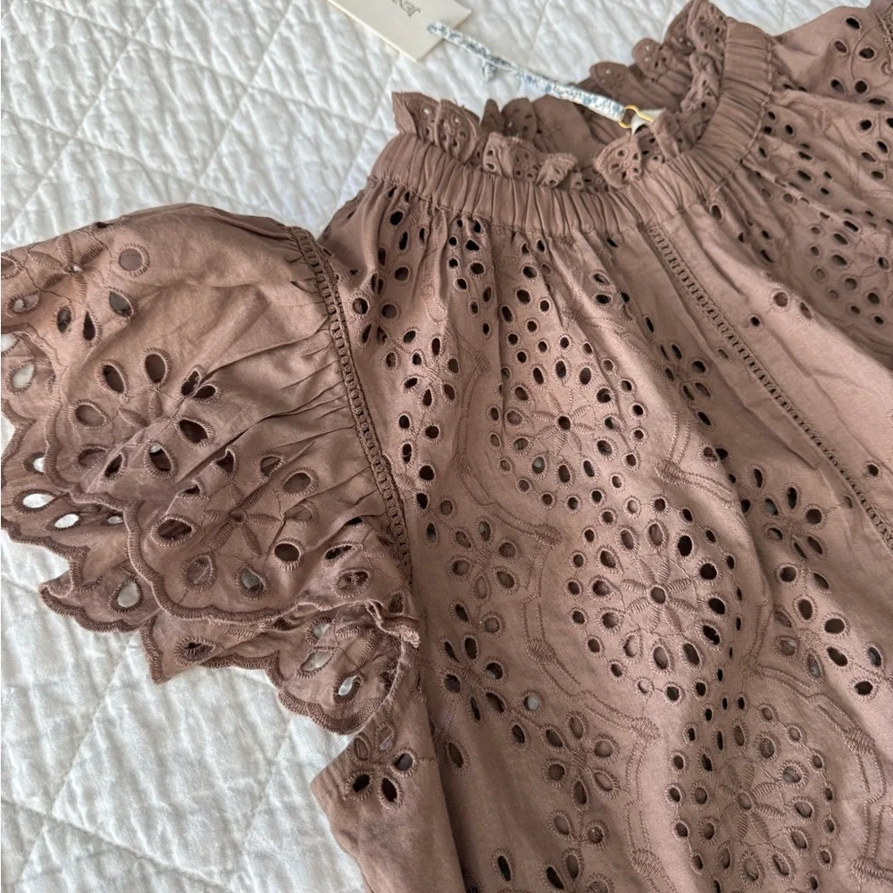 NWT 100% Cotton Brown Eyelet Lace Top - Picture 2 of 8